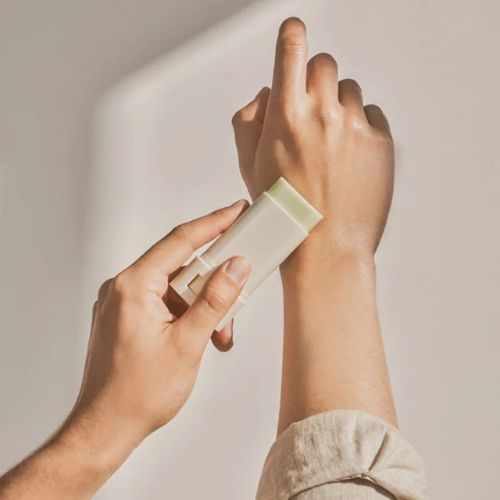 Beauty of Joseon – Matte Sun Stick: Mugwort + Camelia SPF50 PA ++++