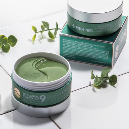 MEDIPEEL Hyaluron Cica Peptide Eye Patch Sfeerfoto 2