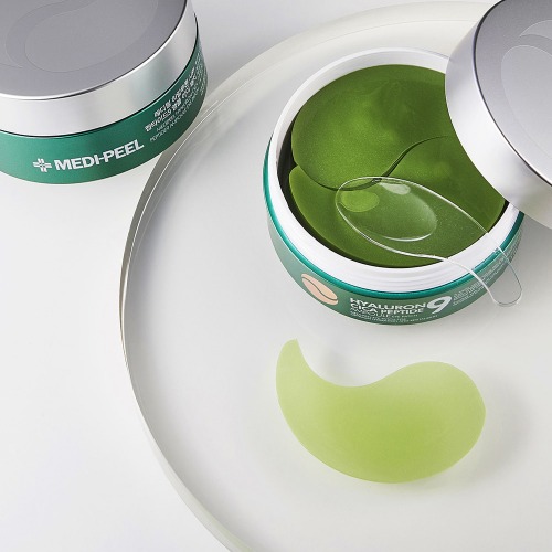 MEDIPEEL Hyaluron Cica Peptide Eye Patch Sfeerfoto 3