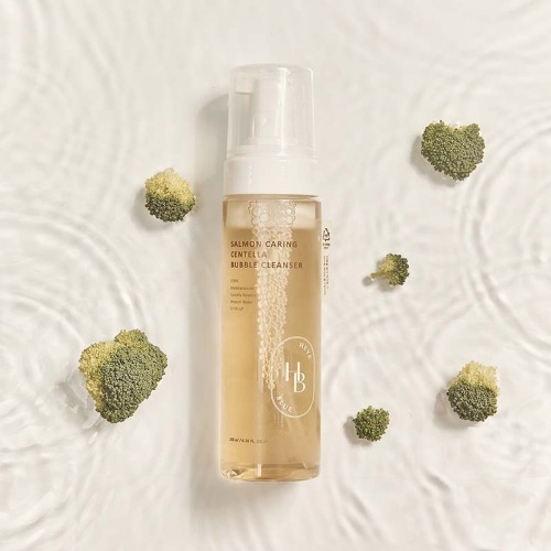 HEVEBLUE Salmon Caring Centella Bubble Cleanser Sfeerfoto 2